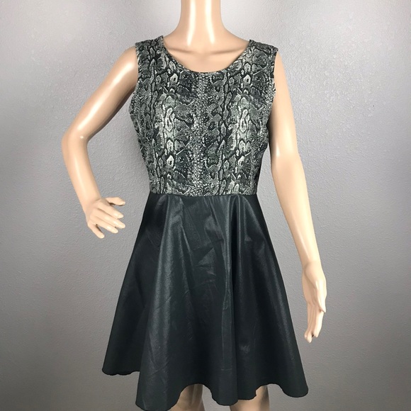 Walter by Walter Baker back out dress sz M - Picture 2 of 8